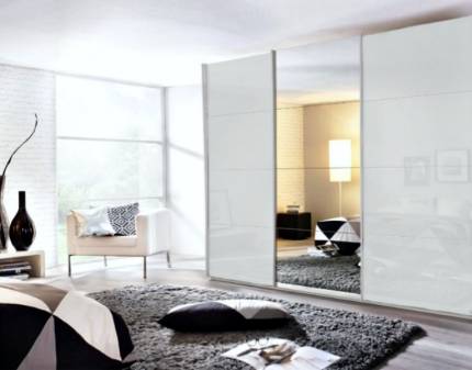 Dulap alb alpin/alb lucios-oglinda 203x210x62cm KULMBACH