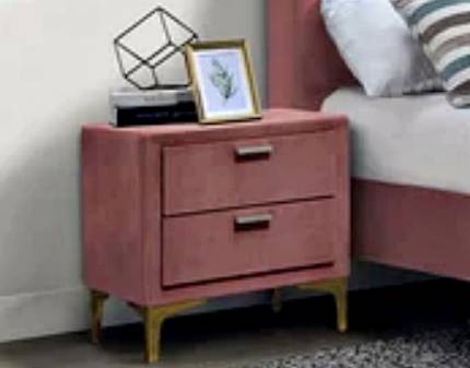 Noptiera tapitata cu 2 sertare MONAKO VELVET 53x56x36cm catifea somon pink, picioare si manere aurii